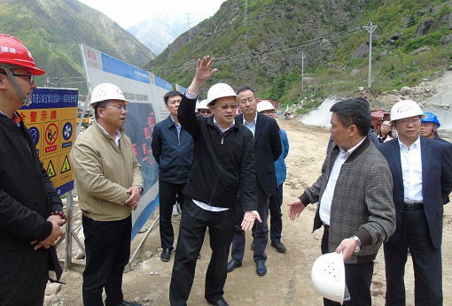 財政部經(jīng)濟建設司副司長(cháng)孫志赴公司公路分公司承建康新K1-1項目調研指導工作