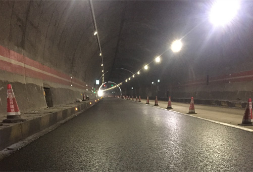 達陜高速公路池家河、清溝灣隧道黑化處治工程正式開(kāi)工