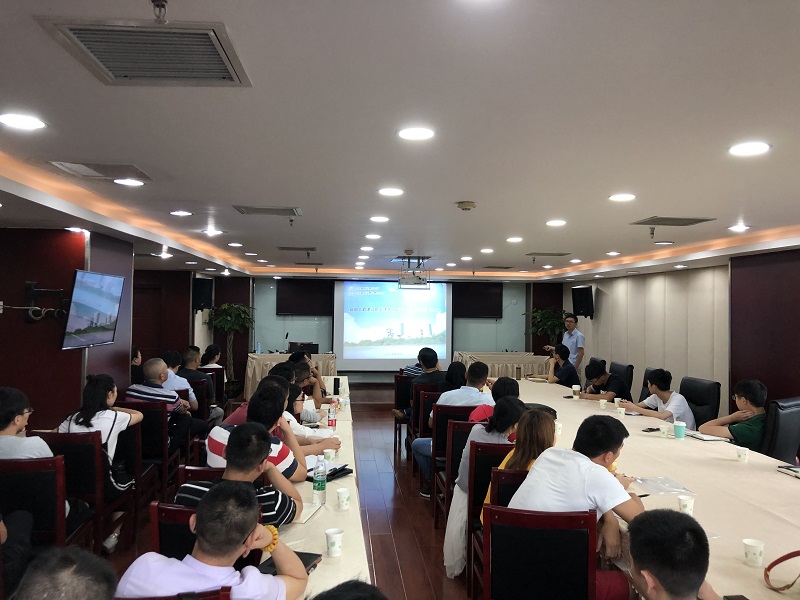公司組織開(kāi)展安全生產(chǎn)標準化一級達標宣貫培訓