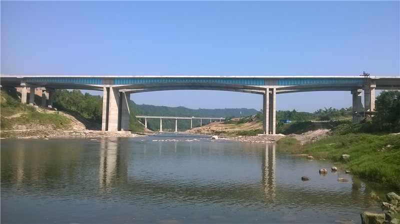 5恩陽(yáng)河大橋.jpg