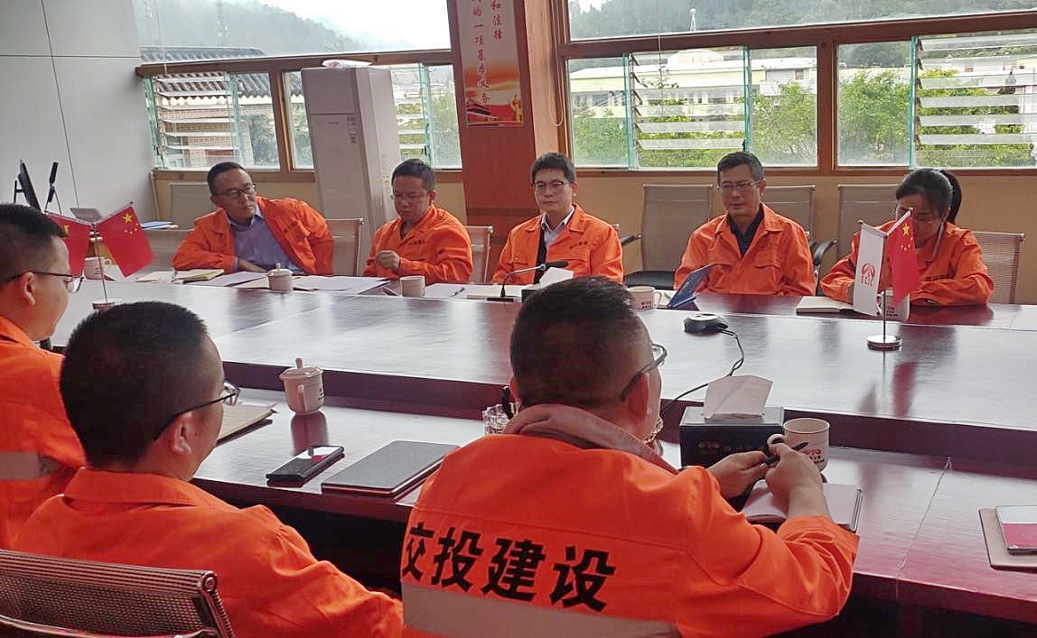 橋隧分公司科研創(chuàng  )新座談會(huì )圓滿(mǎn)召開(kāi)
