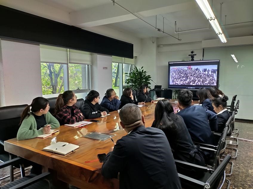 慶華誕學(xué)黨史  憶少年守初心 橋梁工程分公司組織觀(guān)看建黨百年主題MV《少年》