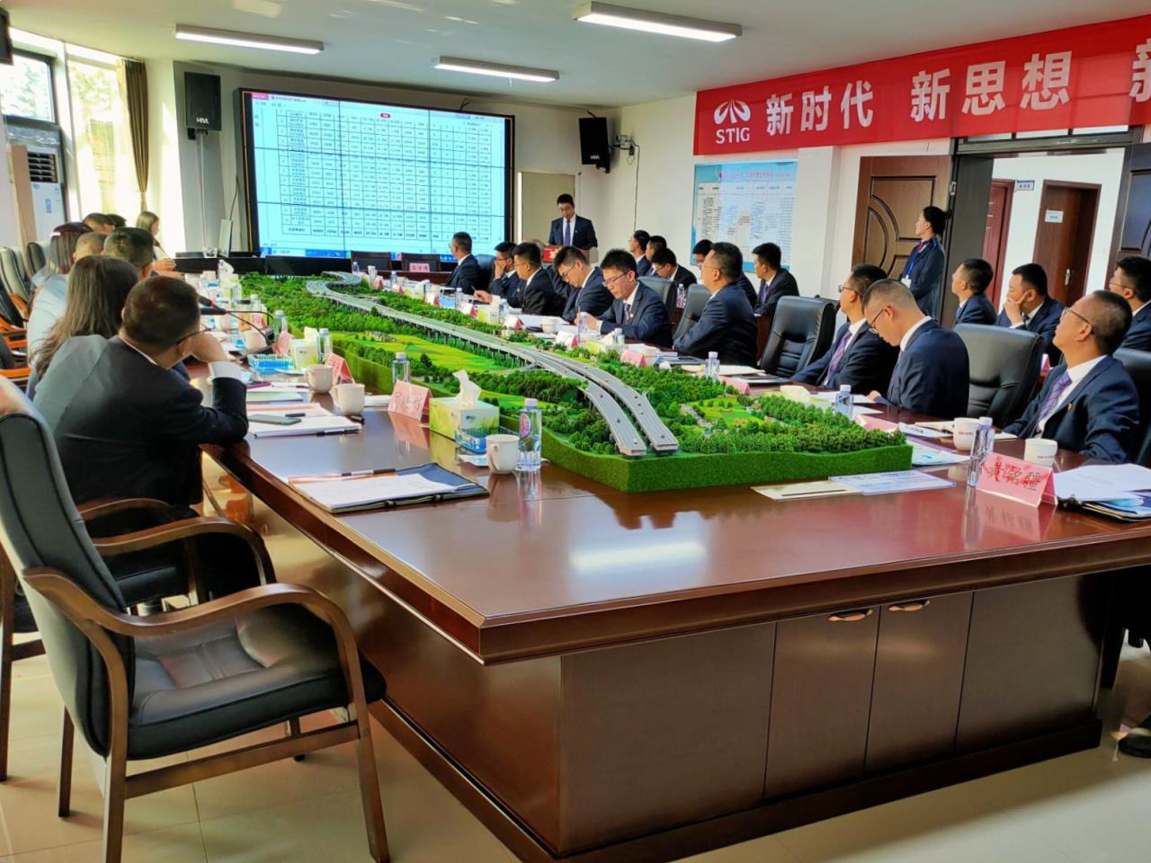 公路分公司順利召開(kāi)上半年勞動(dòng)競賽動(dòng)員部署會(huì )