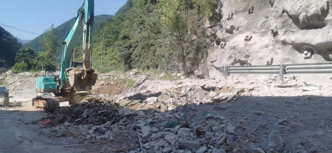 雅西高速公路姚河壩邊坡處治專(zhuān)項工程順利完工